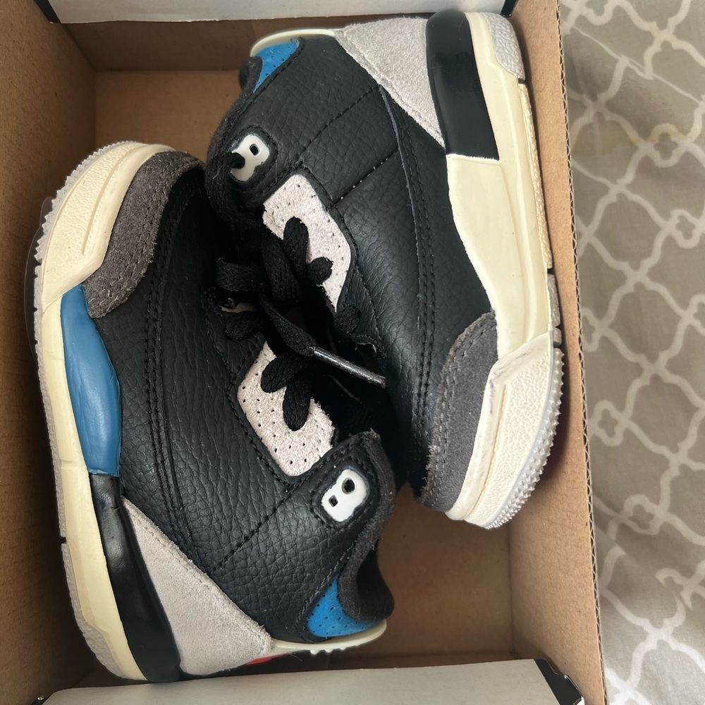 Jordan Kids Black and Blue Sneakers
